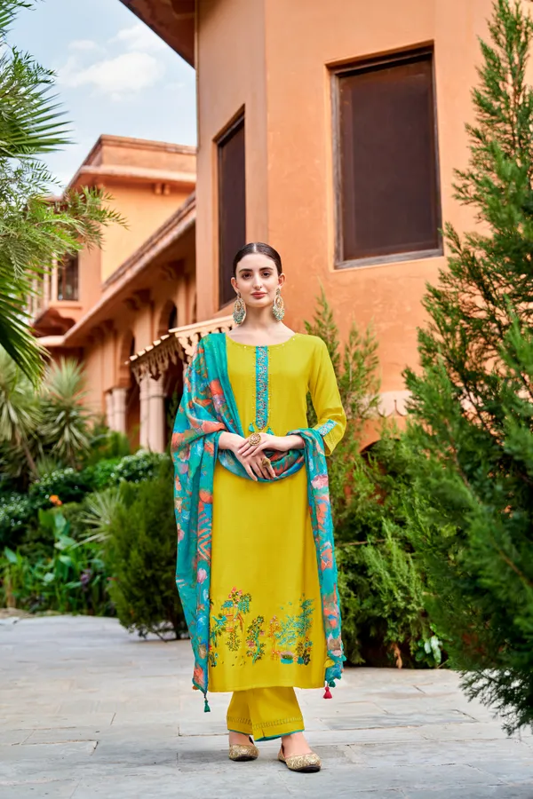Floral_Printed_Round_Neck_Straight_Kurta_With_Trousers_&_Dupatta-MT-8106