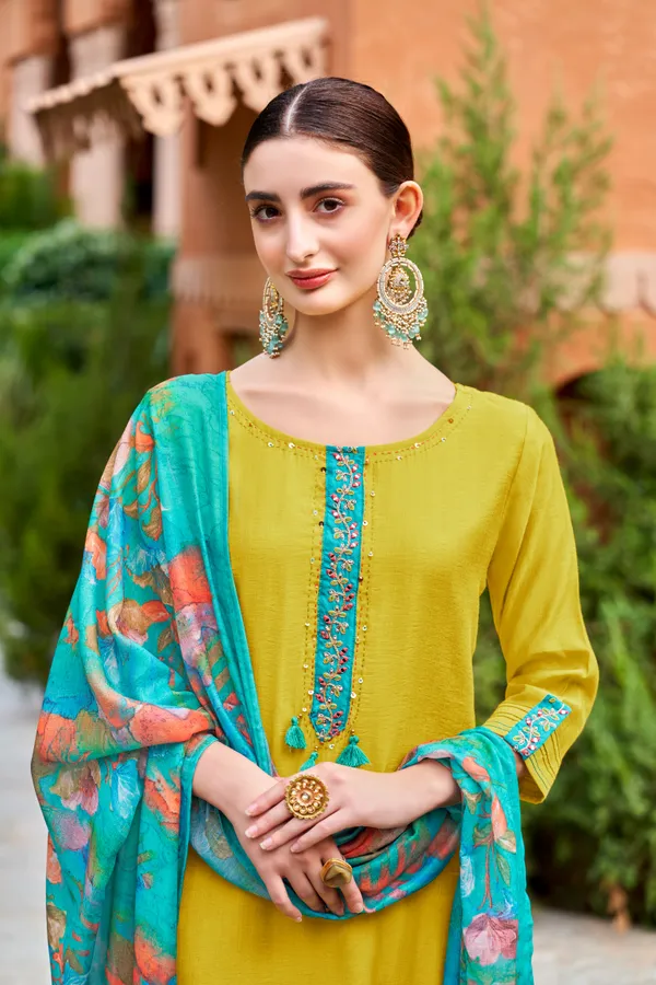 Floral_Printed_Round_Neck_Straight_Kurta_With_Trousers_&_Dupatta-MT-8106