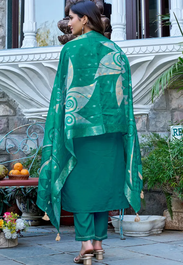 Floral_Yoke_Design_Thread_Work_Straight_Kurta_With_Trousers_&_Dupatta-KS-215