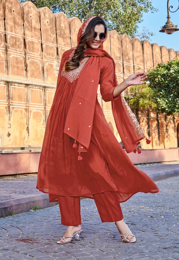 Red_Mul_Chanderi_With_Thread_Work_&_Khatli_Work_Kurta_With_Trouser_&_With_Dupatta_For_Women-IV-1014