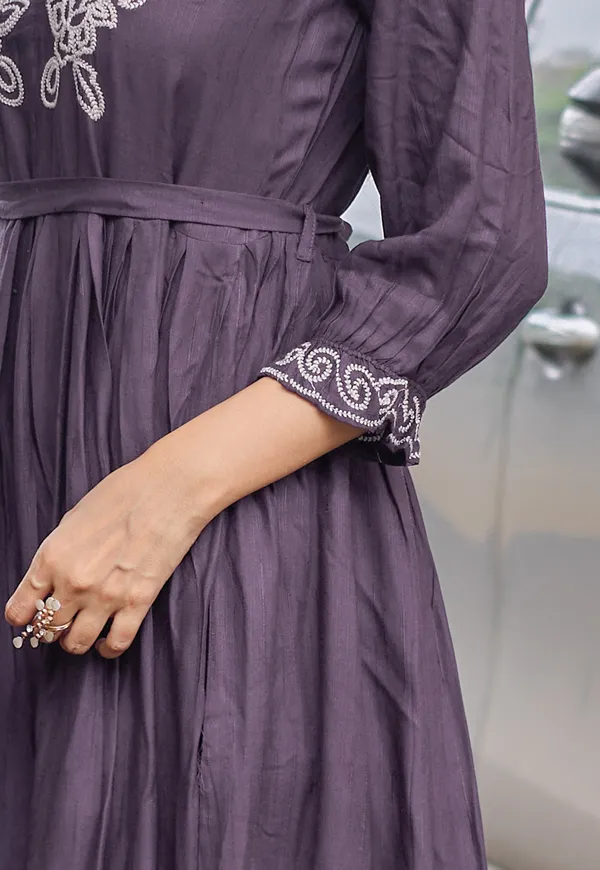 Purple_Rayon_Weaving_Embroidered_Kurtis_For_Women-QUEEN