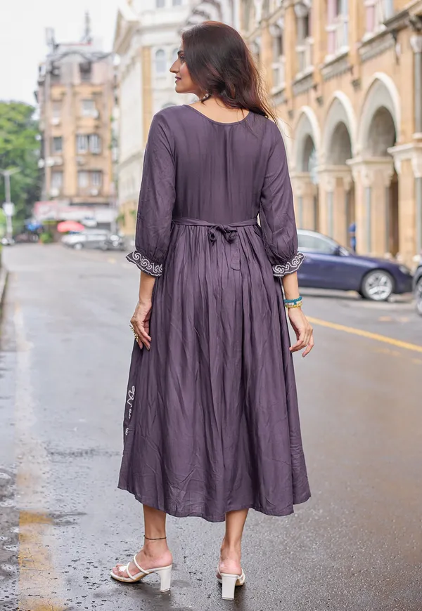 Purple_Rayon_Weaving_Embroidered_Kurtis_For_Women-QUEEN