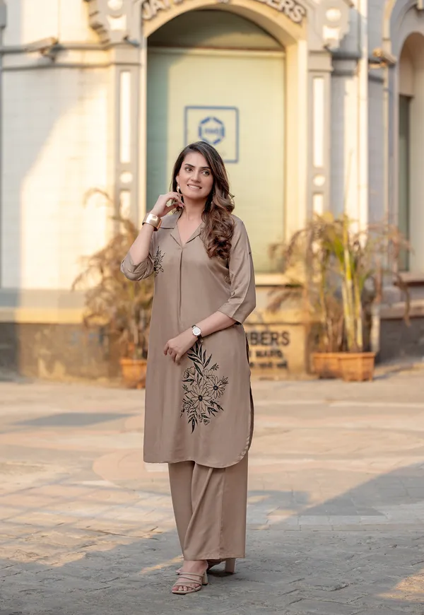 Beige_Rayon_Print_Kurta_With_Palazzo_For_Women-ESHANI