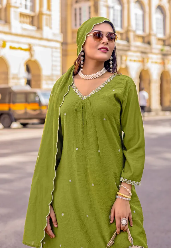 Green_Viscos_Slub_Thread_&_Hand_Work_Kurta_&_Pant_With_Dupatta_For_Women-KESARIYA