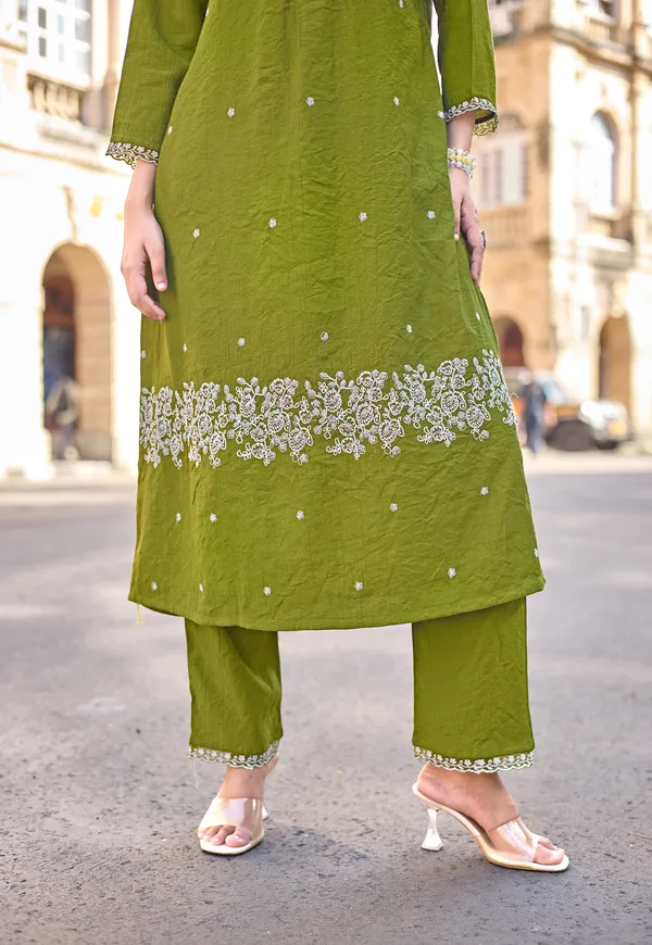 Green_Viscos_Slub_Thread_&_Hand_Work_Kurta_&_Pant_With_Dupatta_For_Women-KESARIYA
