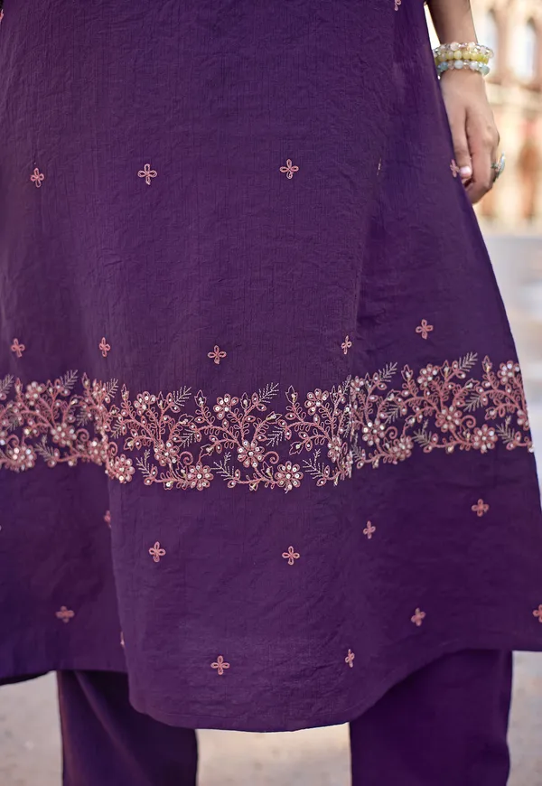 Purple_Viscos_Slub_Thread_&_Hand_Work_Kurta_&_Pant_With_Dupatta_For_Women-KESARIYA