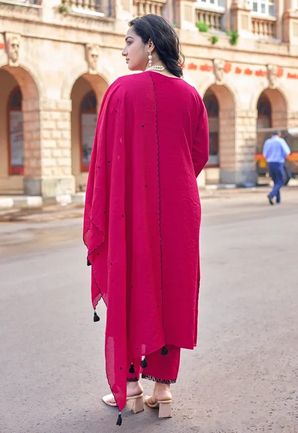 Pink_Viscos_Slub_Thread_&_Hand_Work_Kurta_&_Pant_With_Dupatta_For_Women-KESARIYA