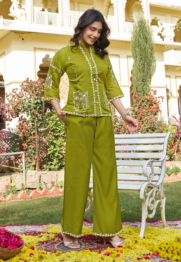 Mull_Chanderi_Thread_Work_Top_With_Trousers_Co-Ords-KS-230