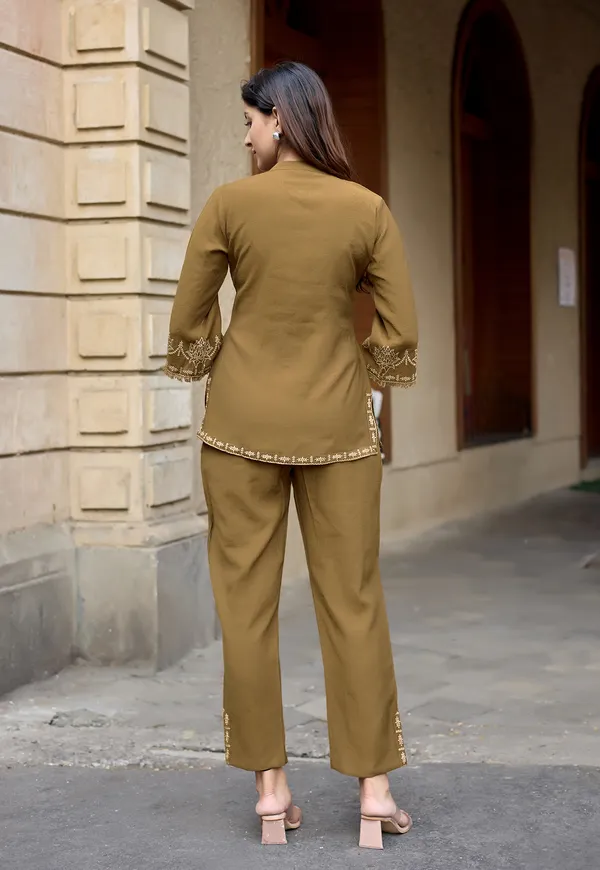 Printed_Shirt_Collar_Top_With_Trousers_Co-Ords-KORRA2