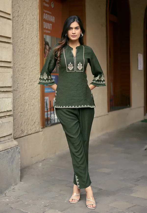 Printed_Shirt_Collar_Top_With_Trousers_Co-Ords-KORRA2
