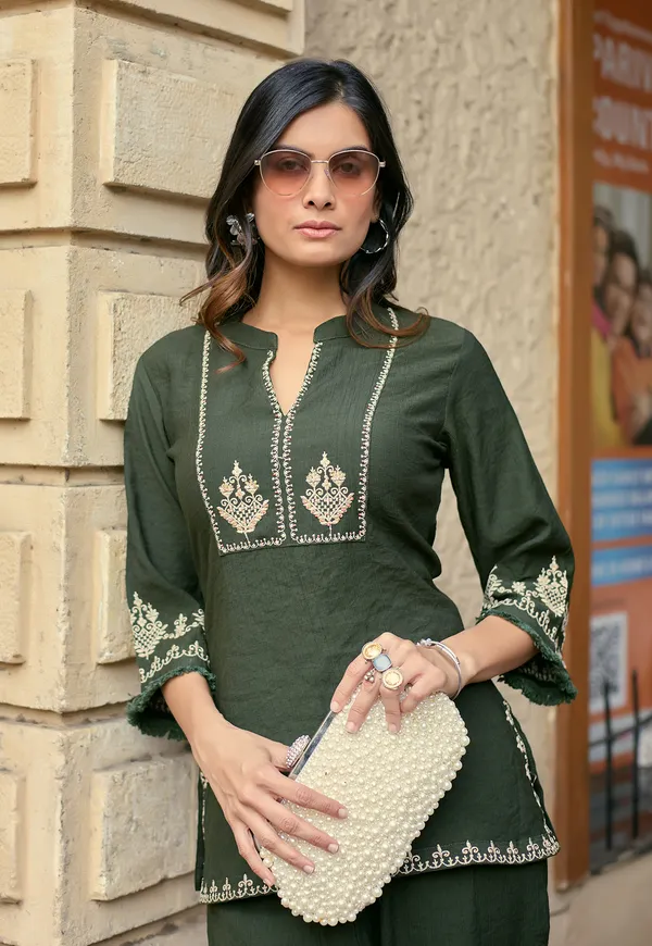 Printed_Shirt_Collar_Top_With_Trousers_Co-Ords-KORRA2