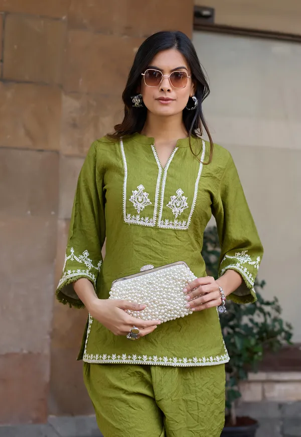 Green_Printed_Shirt_Collar_Top_With_Trousers_Co-Ords_For_Women-KORRA2