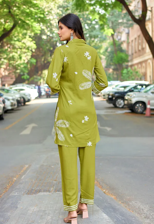 Green_Tunic_&_Trousers_Co-Ord_Set_For_Women-RASIKA