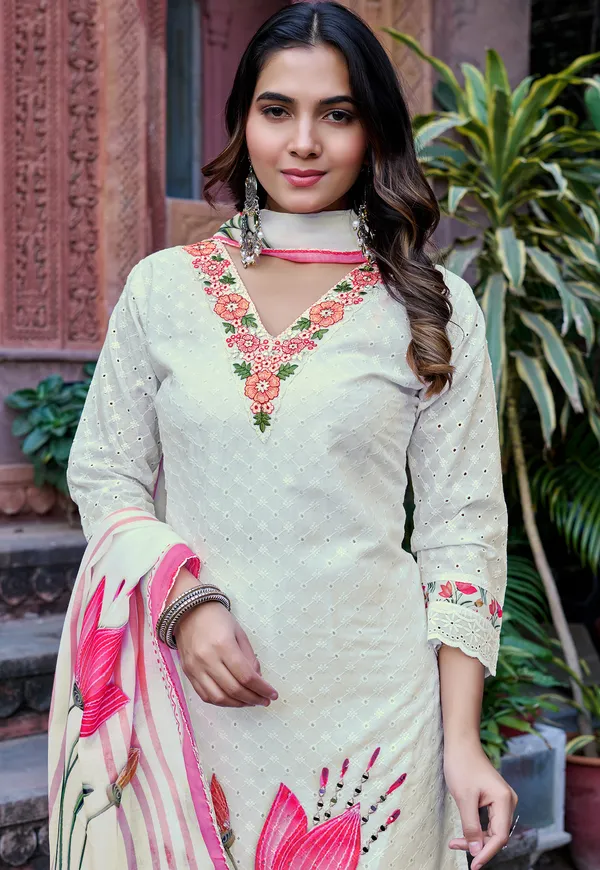 Women_Ethnic_Motifs_Embroidered_Cotton_Kurta_with_Trousers_&_Dupatta-KS-226