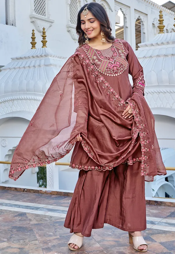 Women_Ethnic_Motifs_Embroidered_Roman_Kurta_with_Trousers_&_Dupatta-KS-217