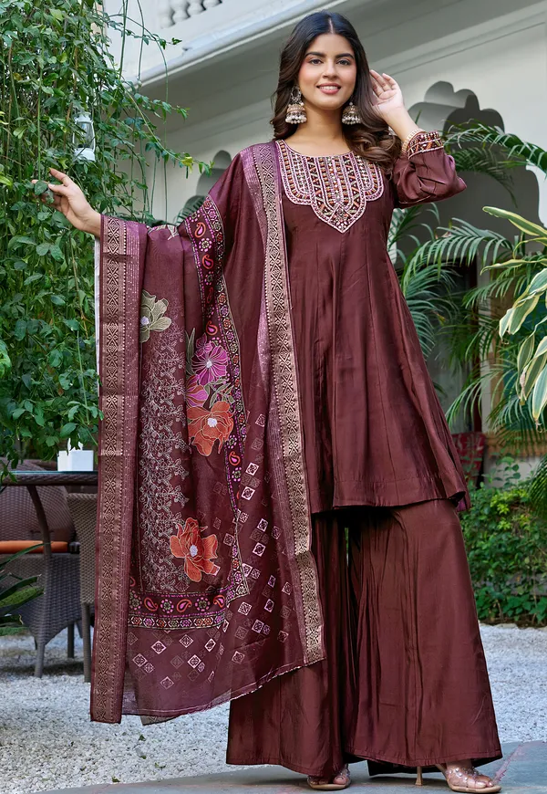 Women_Ethnic_Motifs_Embroidered_Roman_Kurta_with_Trousers_&_Dupatta-KS-225
