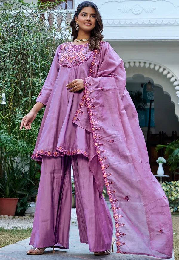 Women_Ethnic_Motifs_Embroidered_Roman_Kurta_with_Trousers_&_Dupatta-KS-216