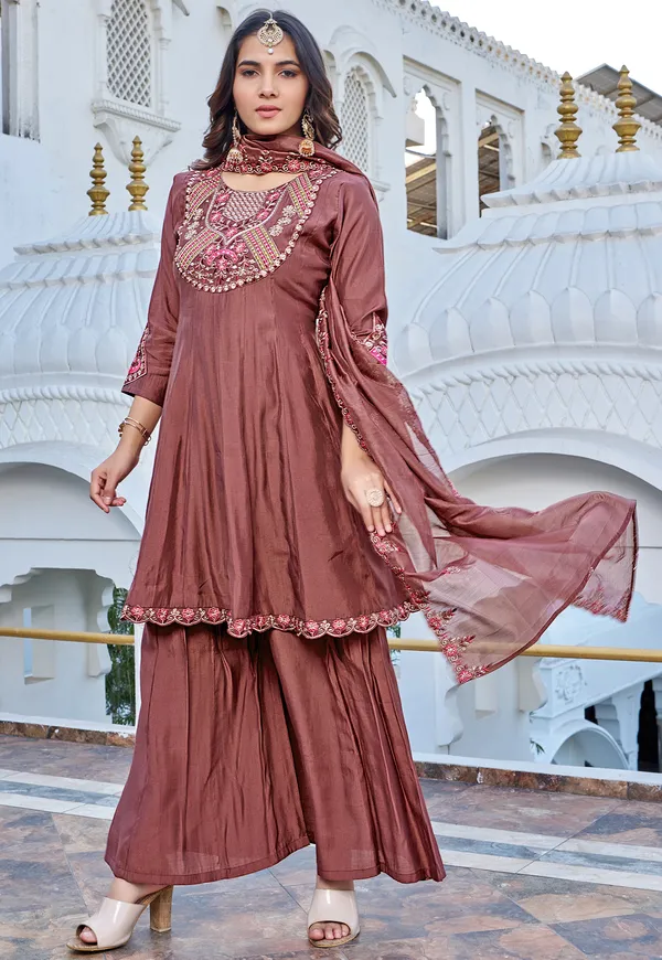 Women_Ethnic_Motifs_Embroidered_Roman_Kurta_with_Trousers_&_Dupatta-KS-217