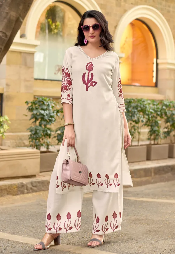 Women_Ethnic_Motifs_Printed_Regular_Kurta_with_Palazzos-IV-1034