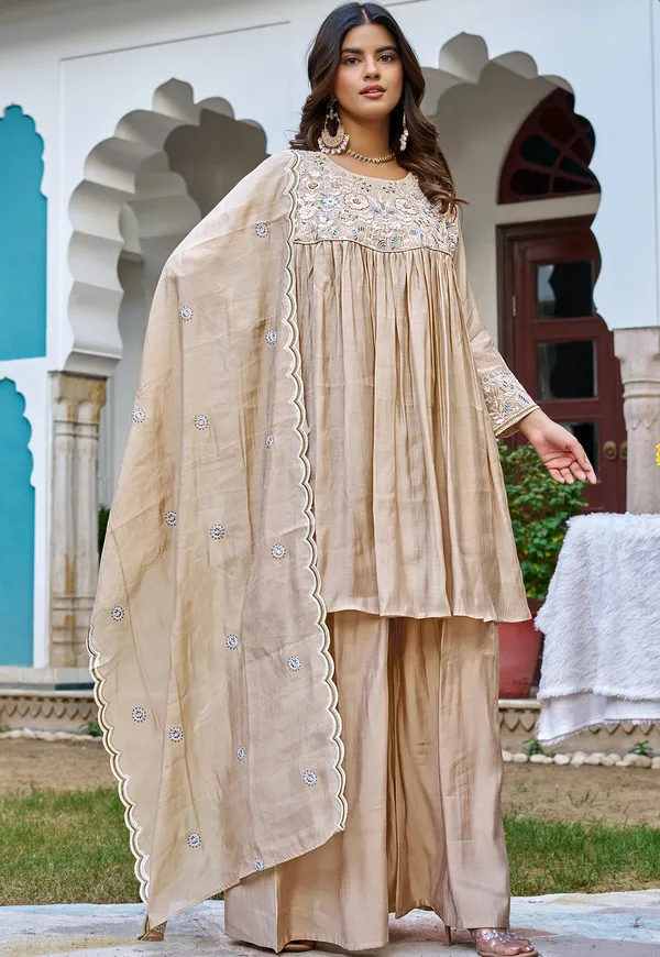 Women_Ethnic_Pure__chanderi_thred_work_&_khatli_work_Kurta_with_Trousers_&_Dupatta-KS-218