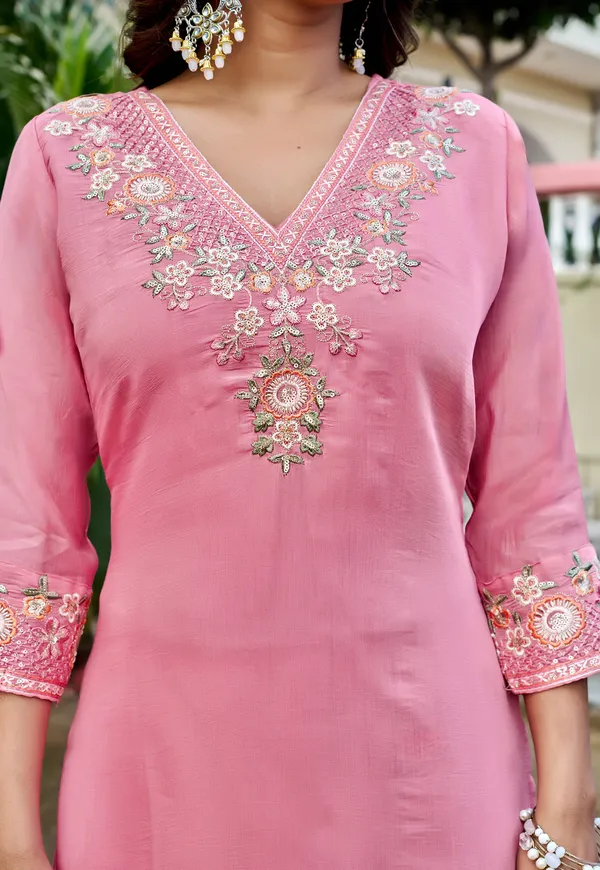 Women_Floral_Embroidered_Empire_Thread_Work_Chanderi_Cotton_Kurta_with_Pant_&_With_Dupatta-KS-247