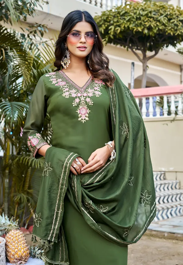 Women_Floral_Embroidered_Empire_Thread_Work_Chanderi_Cotton_Kurta_with_Pant_&_With_Dupatta-KS-248