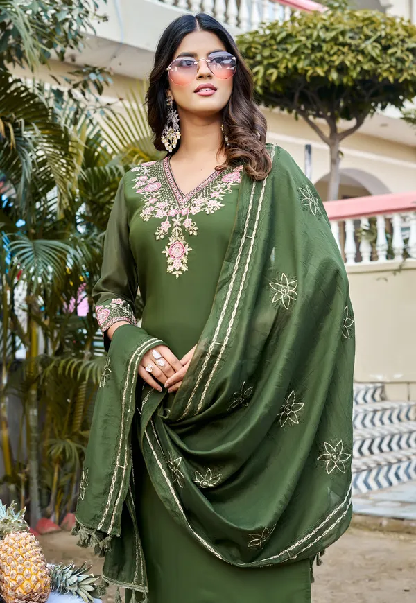 Women_Floral_Embroidered_Empire_Thread_Work_Chanderi_Cotton_Kurta_with_Pant_&_With_Dupatta-KS-248
