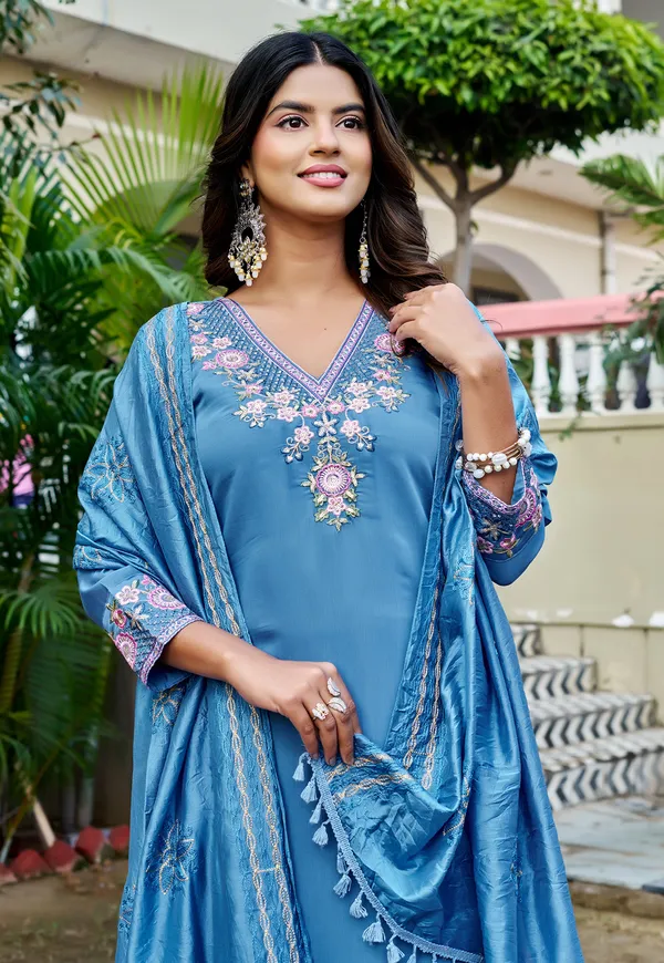 Women_Floral_Embroidered_Empire_Thread_Work_Chanderi_Cotton_Kurta_with_Pant_&_With_Dupatta-KS-249