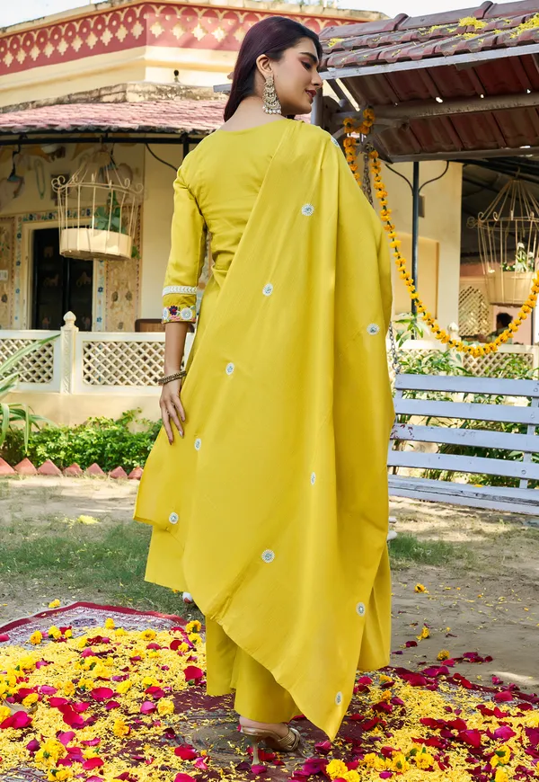 Women_Floral_Embroidered_Empire_Thread_Work_Cotton_Cambridge_Kurta__Pant_&_With_Dupatta-KS-252
