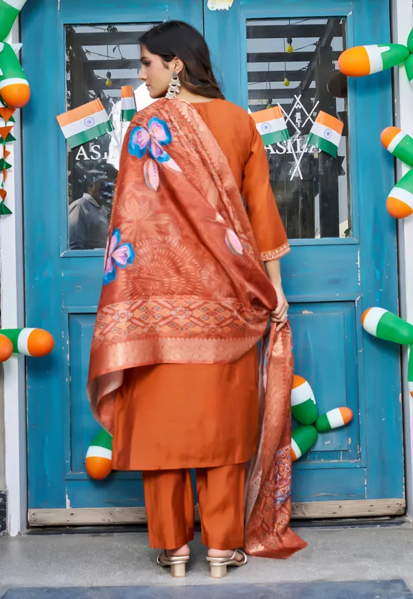Women_Floral_Embroidered_Empire_Thread_Work_Roman_Slik_Kurta_Pant_With_Dupatta-KS-256