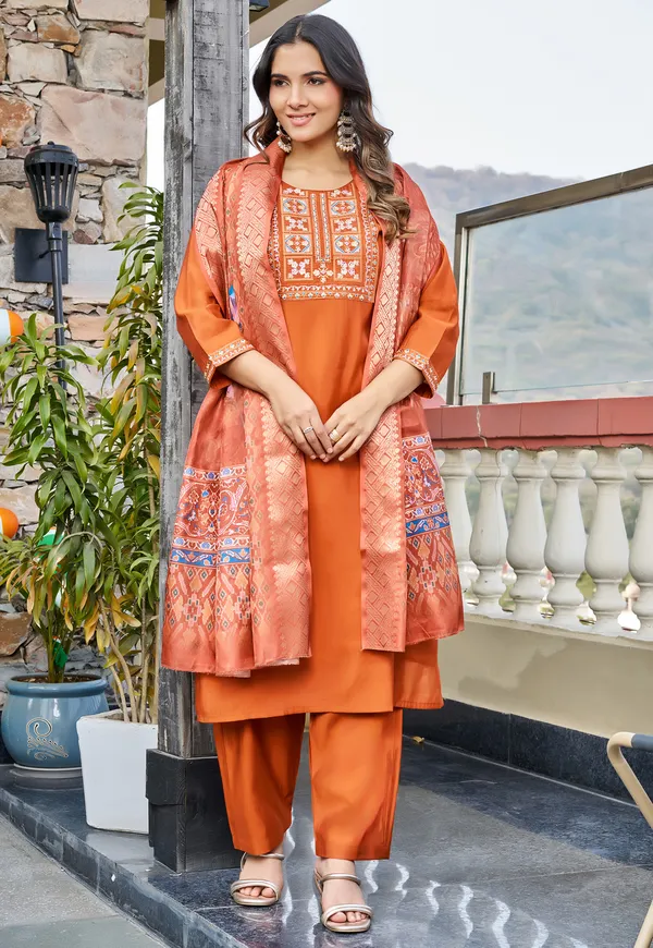 Women_Floral_Embroidered_Empire_Thread_Work_Roman_Slik_Kurta_Pant_With_Dupatta-KS-256