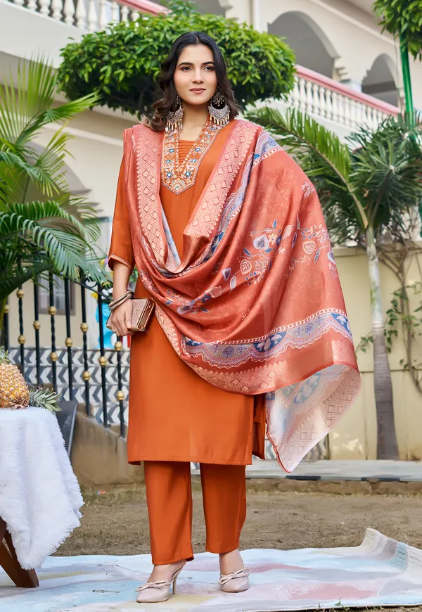 Women_Floral_Embroidered_Empire_Thread_Work_Roman_Slik_Kurta_Pant_With_Dupatta-KS-261
