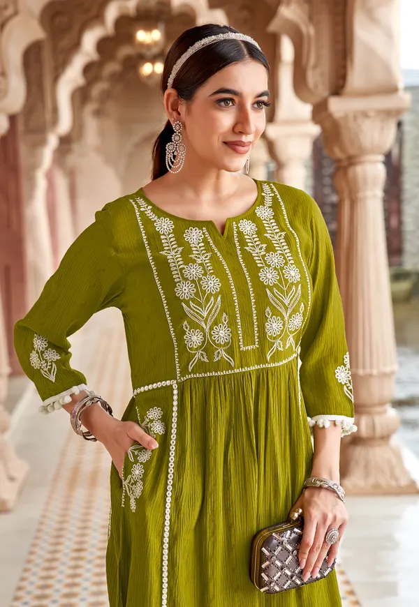 Women_Floral_Embroidered_Pleated_Thread_Work_Kurta_with_Trousers-NOVA
