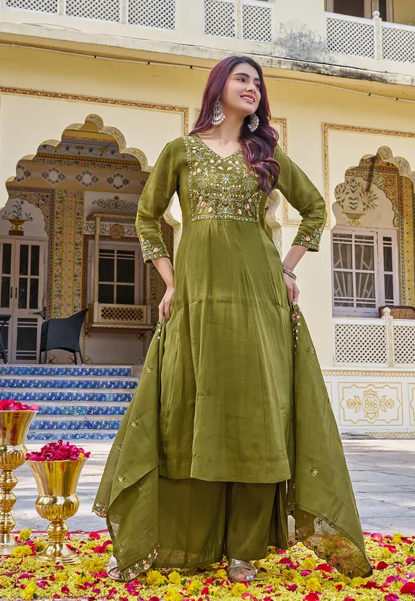 Women__Embroidered__Thread_Work_Mull_Chanderi__Kurta_with_Palazzo_&_With_Dupatta-KS-194