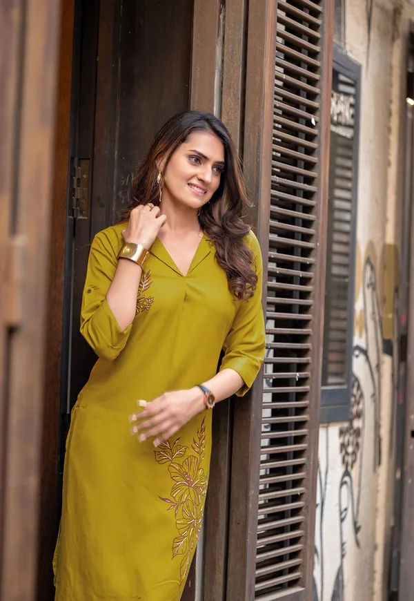 Green_Rayon_Print_Kurta_With_Palazzo_For_Women-ESHANI
