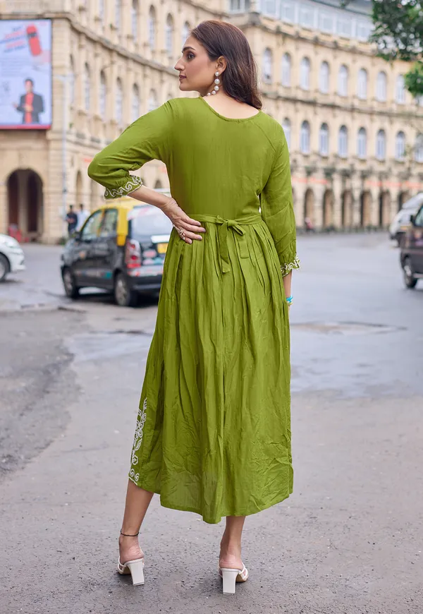 Sea_Green_Rayon_Weaving_Embroidered_Kurtis_For_Women-QUEEN