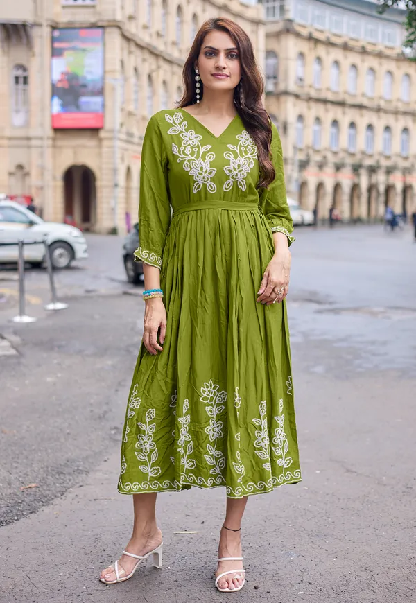 Sea_Green_Rayon_Weaving_Embroidered_Kurtis_For_Women-QUEEN