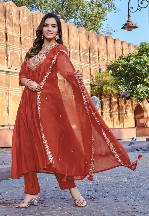 Red_Mul_Chanderi_With_Thread_Work_&_Khatli_Work_Kurta_With_Trouser_&_With_Dupatta_For_Women-IV-1014