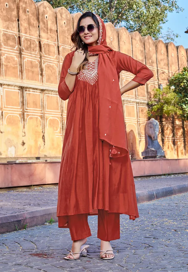 Red_Mul_Chanderi_With_Thread_Work_&_Khatli_Work_Kurta_With_Trouser_&_With_Dupatta_For_Women-IV-1014