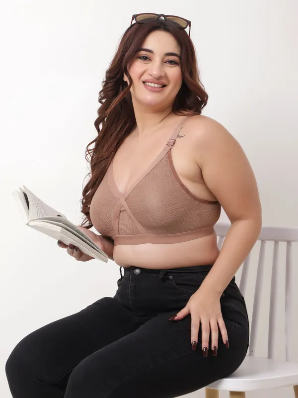 Women's_Daily_Use_Non-Wired_Cotton_Bra_3-Pack,_Plus_Size_Support,_Comfortable_Tshirt_Bra_B_C_D_Cup