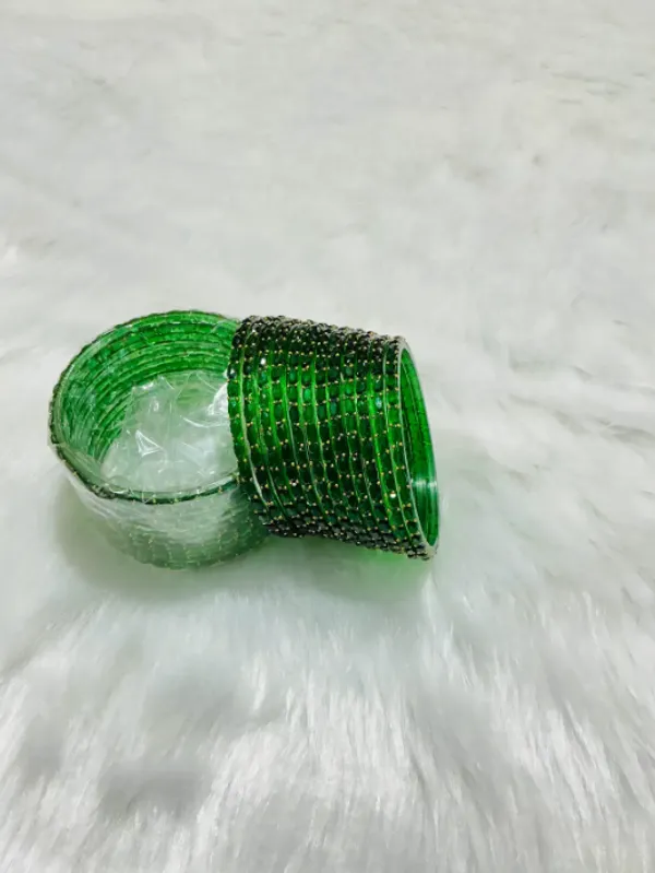 Green_Premium_Glass_Oval_Design_Bangles_For_Women_(Pack_Of_2)