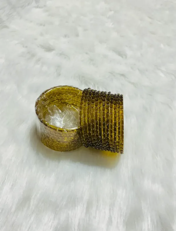 Mehndi_Premium_Glass_Oval_Design_Bangles_For_Women_(Pack_Of_2)
