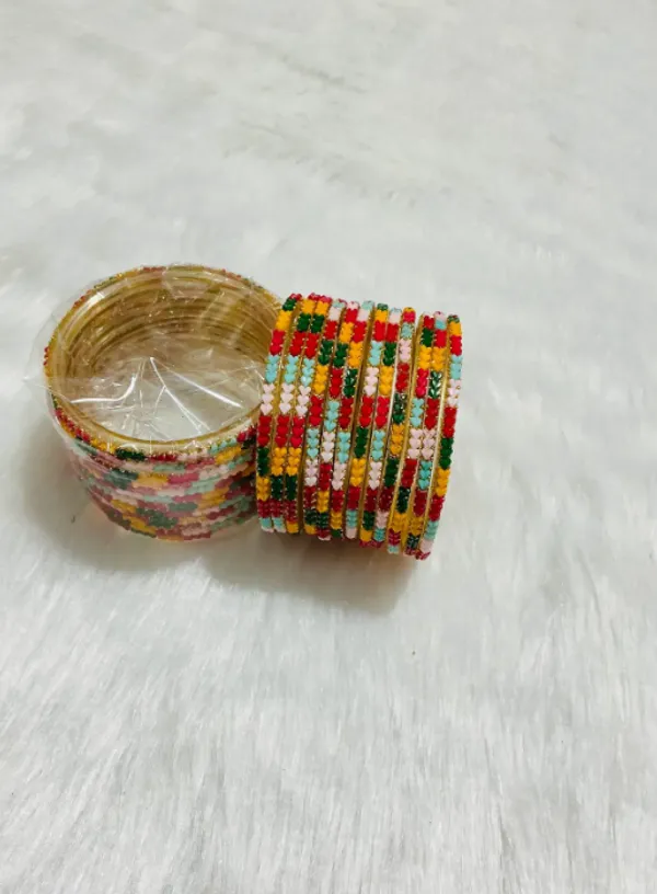 Light_Musty_Premium_Glass_Full_Heart_Pattern_Bangles_For_Women