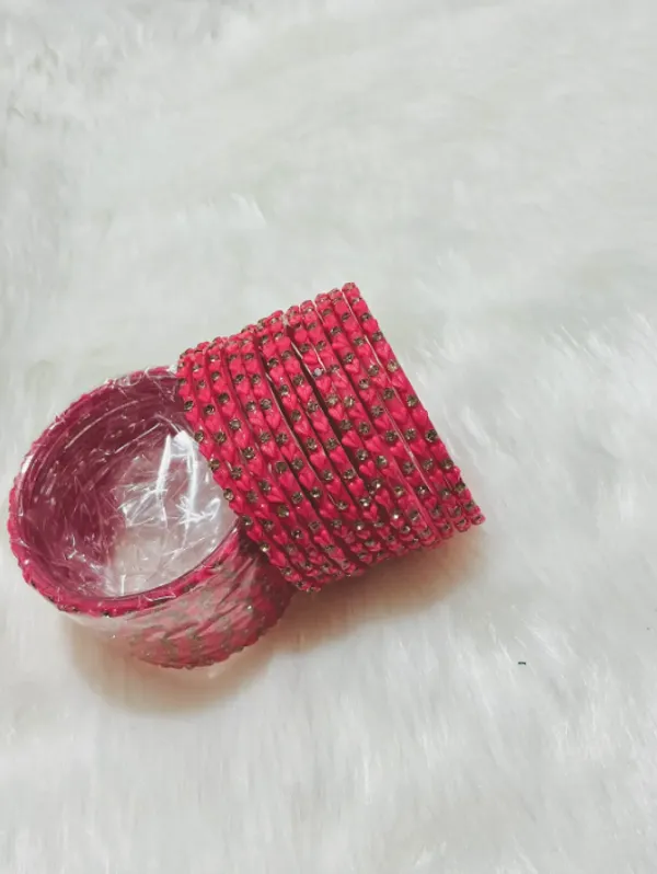 Gazari_Premium_Glass_Heart_Design_Bangles_For_Women