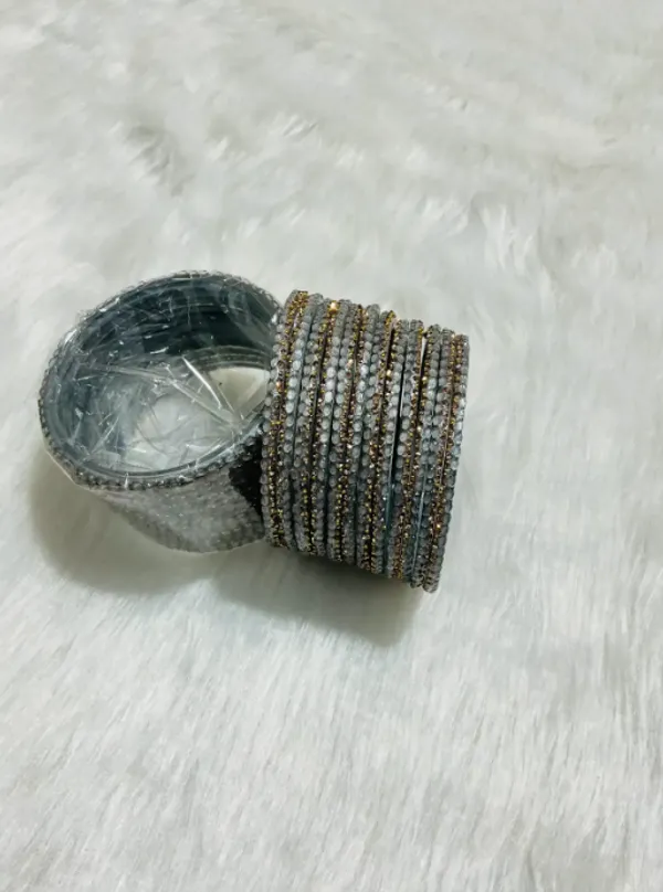 Grey_Premium_Glass_Full_Heart_Pattern_Bangles_For_Women