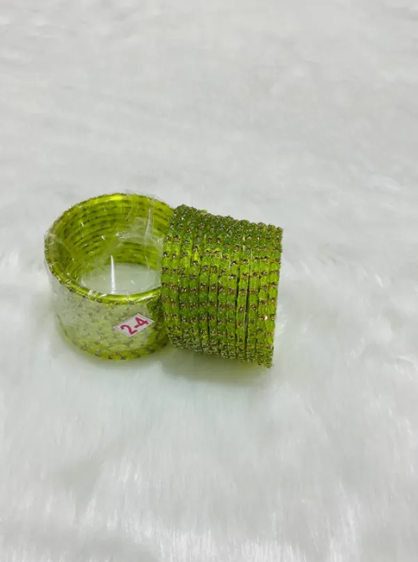 Mehendi_Premium_Glass_Rose_Design_Bangles_For_Women