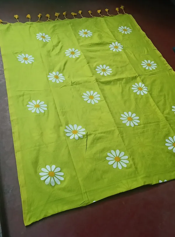 Samaira_Khadi_cotton_Flower_Print_saree_with_Running_Blouse_