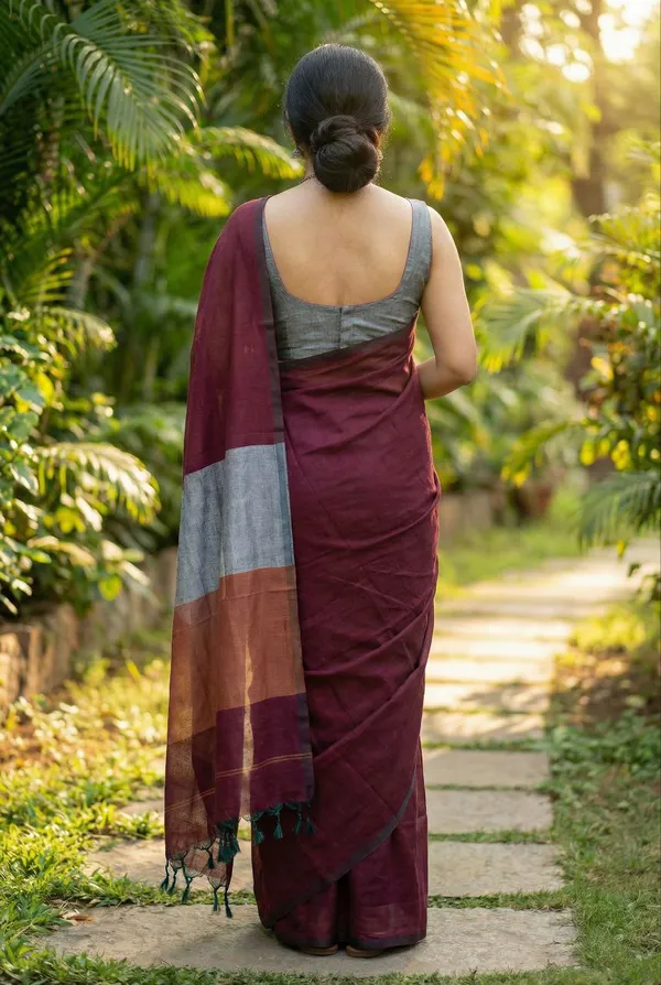 Samaira_Khadi_Cotton_Saree_Running_Blouse