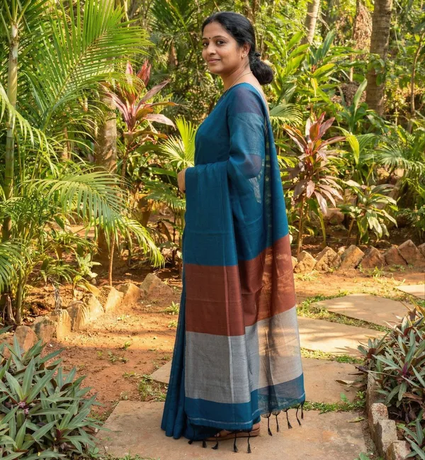 Samaira_Khadi_Cotton_Saree_Running_Blouse