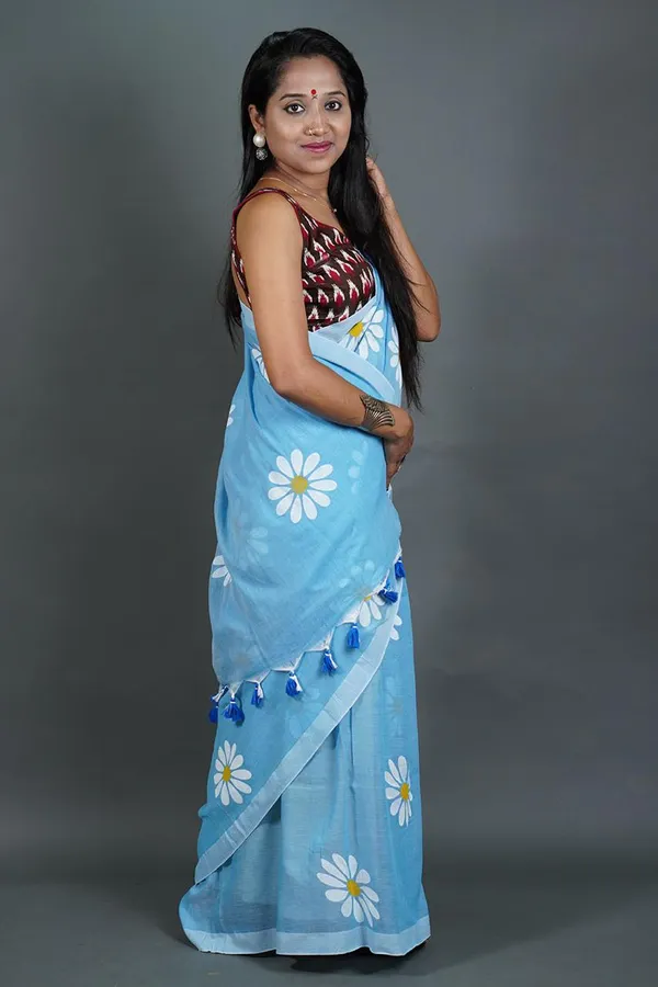 Sky_Blue_Premium_Quality_Khadi_Cotton_Saree_For_Women_running_blouse